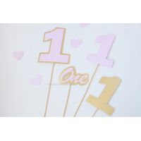 Фотобутафорія "One Year"