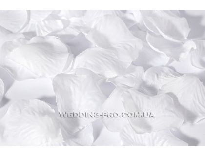 Лепестки роз из ткани